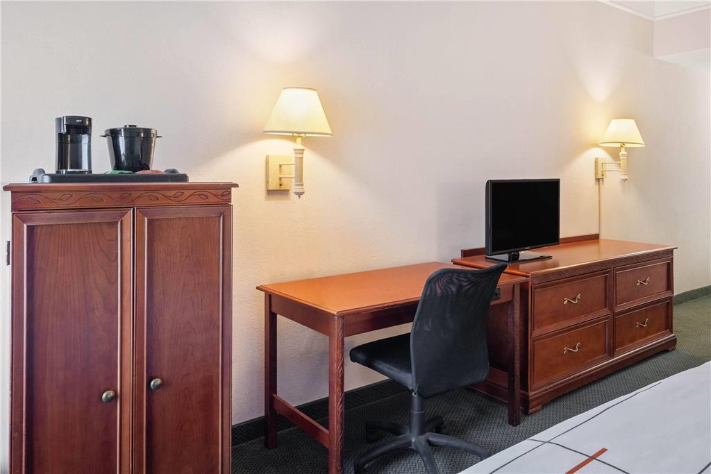 La Quinta Inn And Suites Fort Myers I-75 Bilik gambar