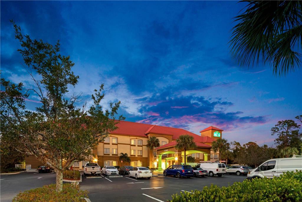 La Quinta Inn And Suites Fort Myers I-75 Luaran gambar